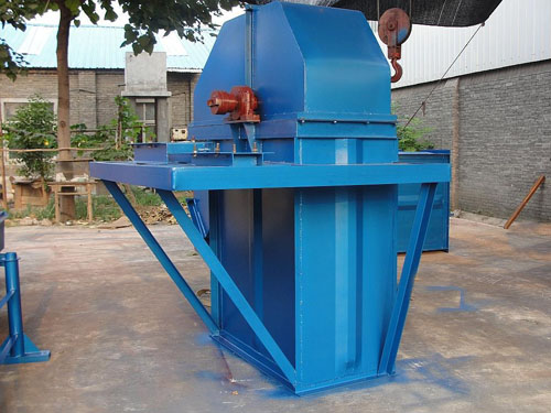 斗式提升機的技術(shù)特點